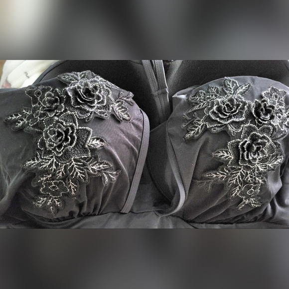 Womens Plus Size 30W Lace-Appliquéd High-Neck Tankini Top - Picture 2 of 4